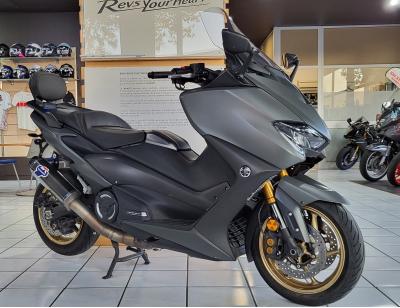 YAMAHA XP T-MAX 560 TECH MAX