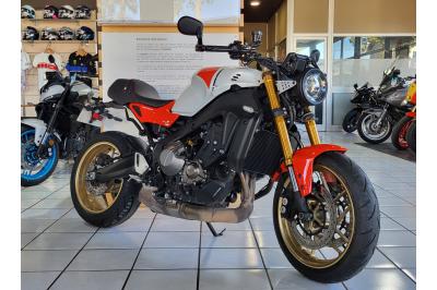 YAMAHA XSR 900