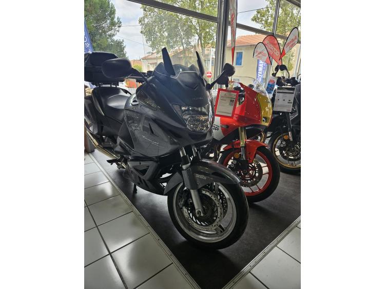 HONDA NT DEAUVILLE 650